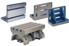 Angle Plates with Slots or T-Slots made of special cast iron with high resistance to wear, adjustable angle plates